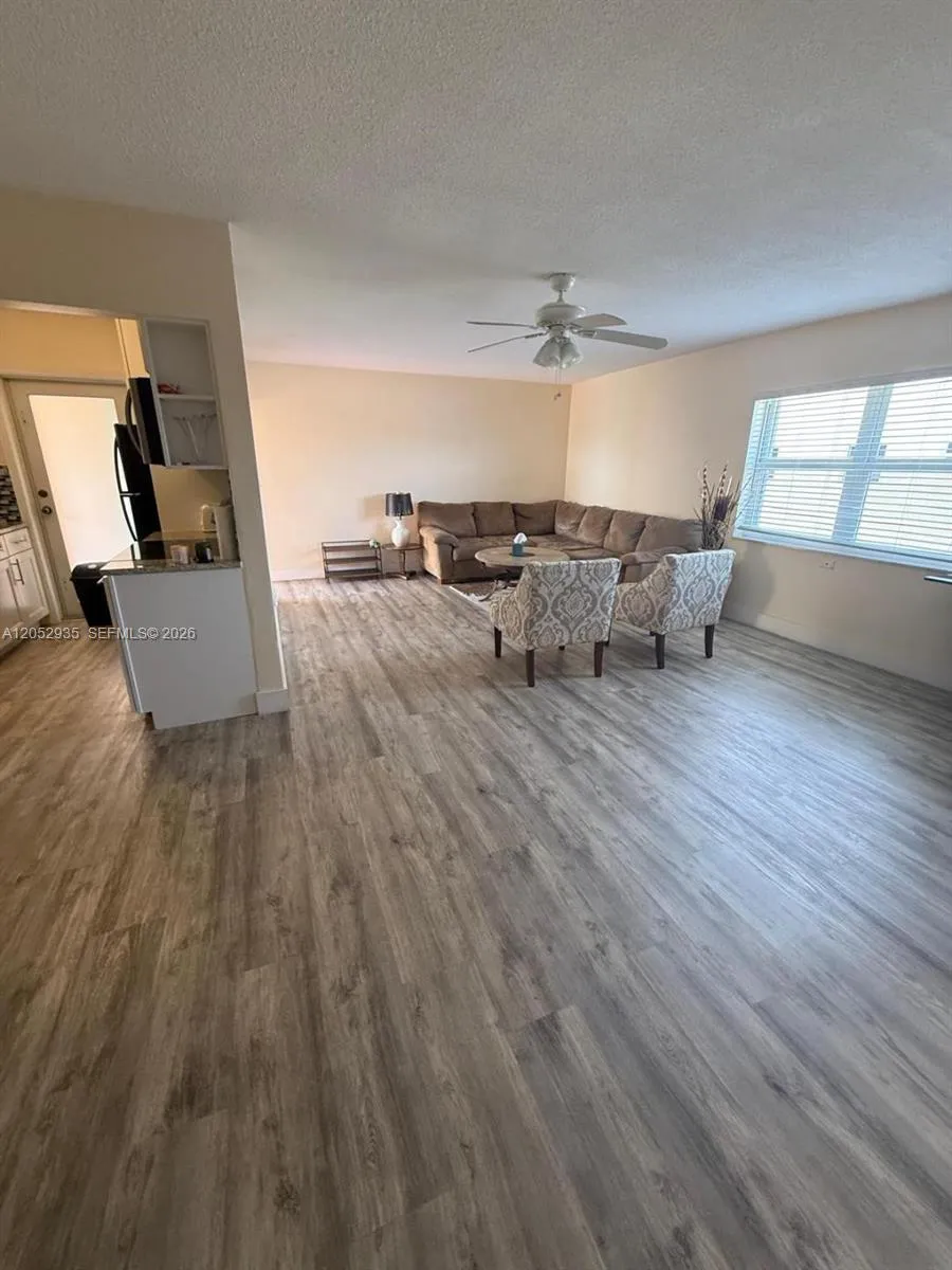 Foto de propiedad en 1747 Rodman Street 305, Hollywood, FL 33020 Hollywood con MLS# 