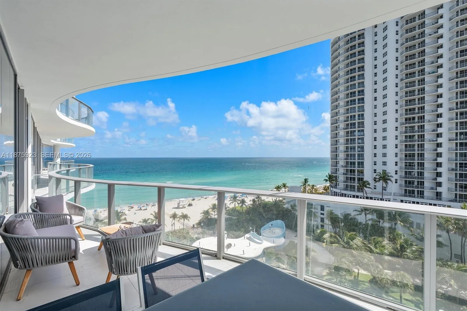 Foto de propiedad en 17475 Collins Avenue 503, Sunny Isles Beach, FL 33160 Sunny Isles Beach con MLS# 