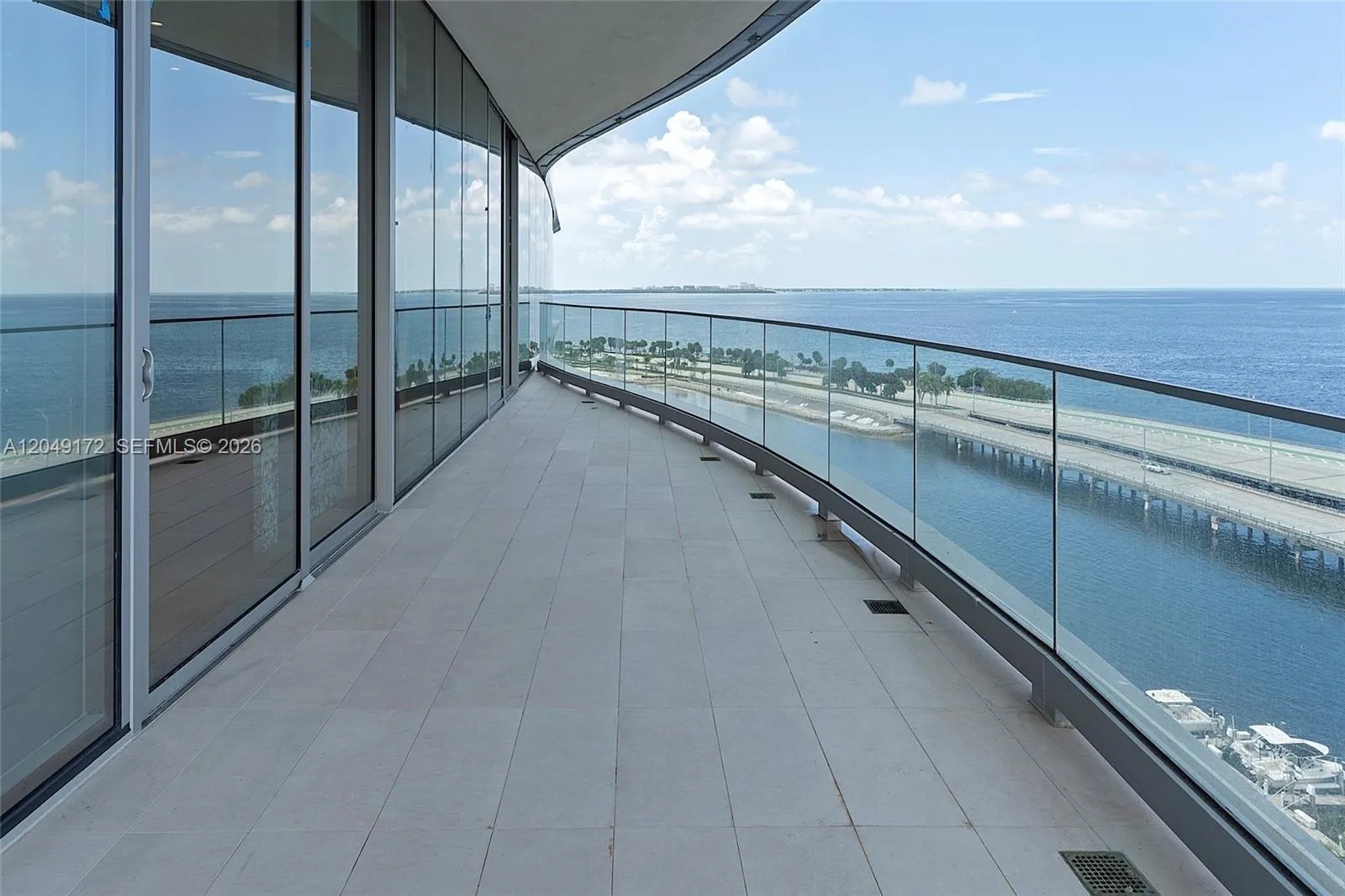 Foto de propiedad en 175 SE 25th Road 1003, Miami, FL 33129 Miami con MLS# 