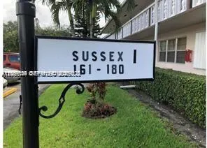 Foto de propiedad en 175 Sussex I 175, West Palm Beach, FL 33417 West Palm Beach con MLS# 