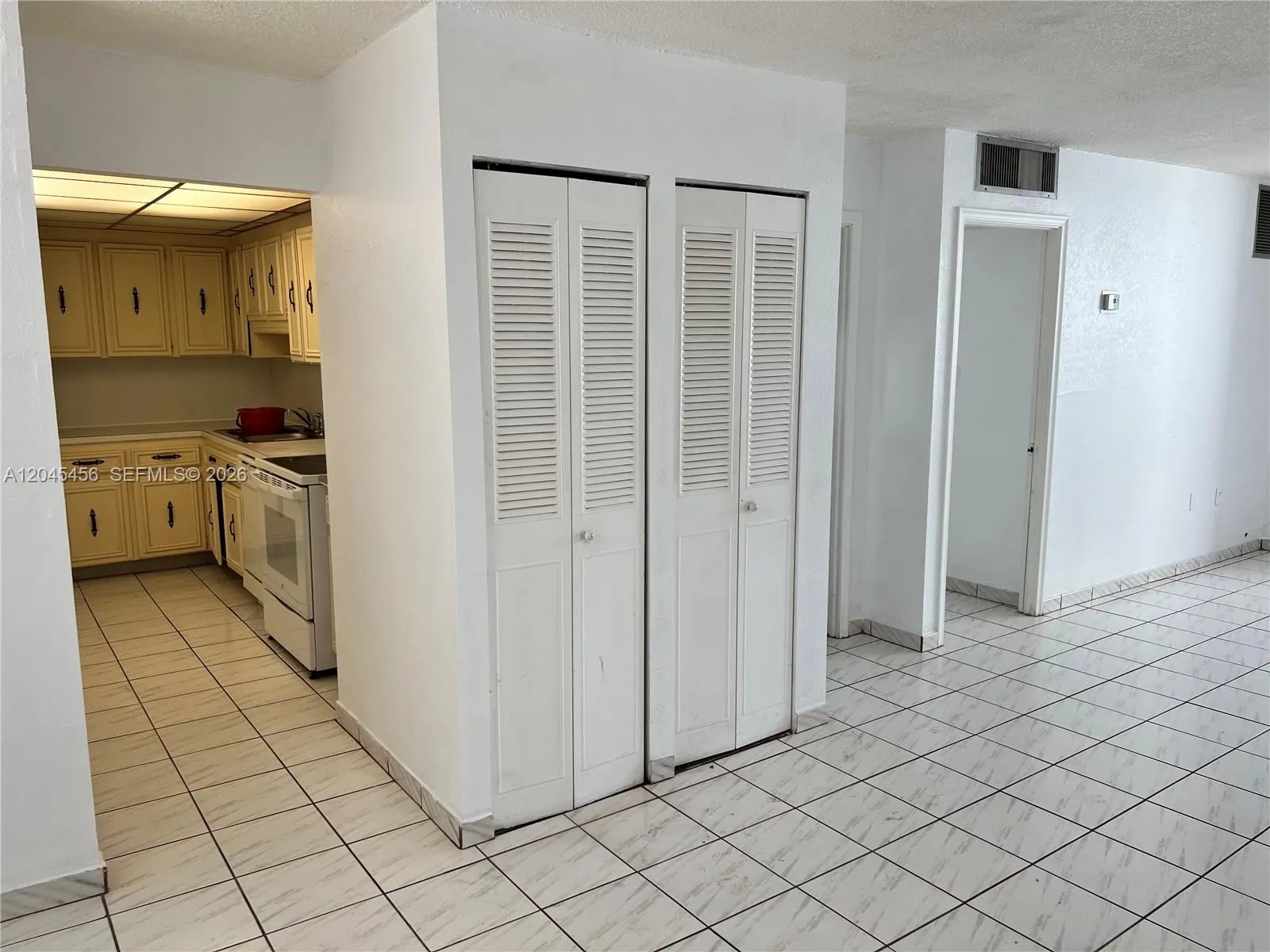Foto de propiedad en 1750 James Avenue 7K, Miami Beach, FL 33139 Miami Beach con MLS# 