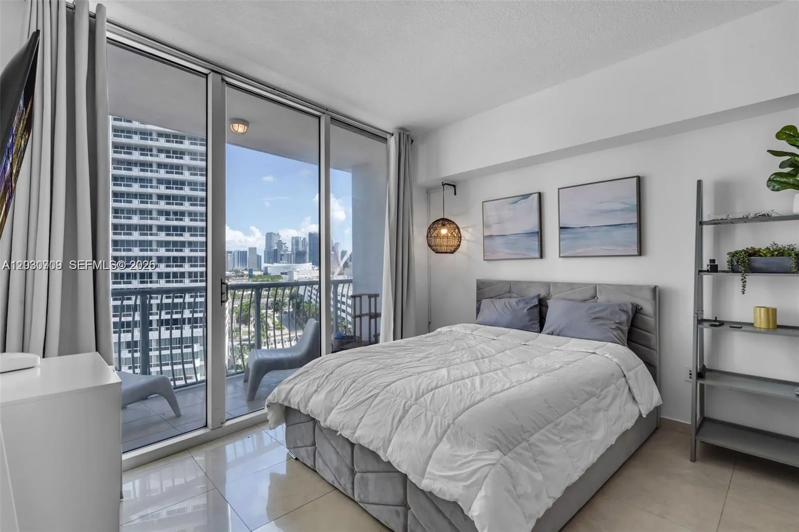 Foto de propiedad en 1750 N Bayshore Drive 1204, Miami, FL 33132 Miami con MLS# 