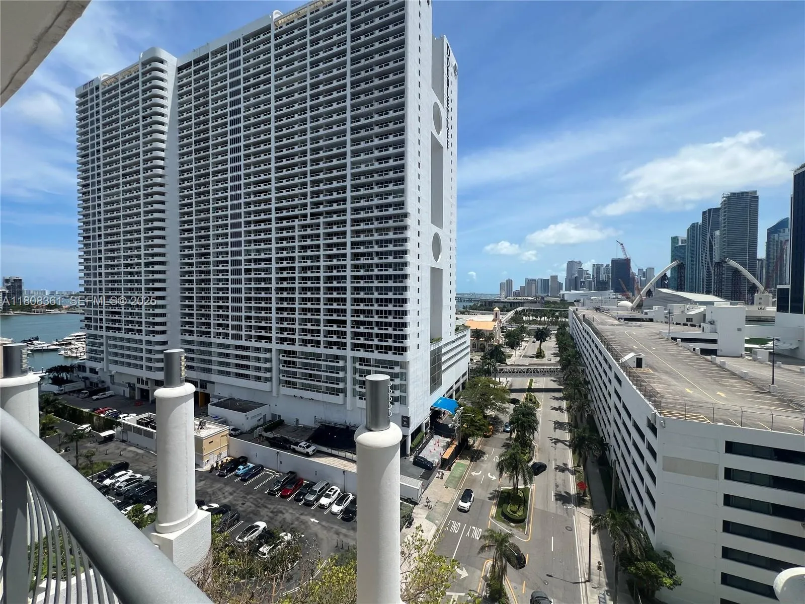 Foto de propiedad en 1750 N Bayshore Drive 1410, Miami, FL 33132 Miami con MLS# 