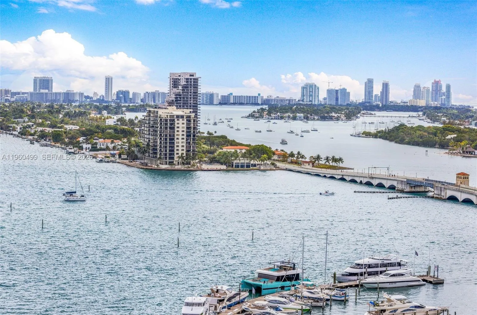 Foto de propiedad en 1750 N Bayshore Drive 2001, Miami, FL 33132 Miami con MLS# 