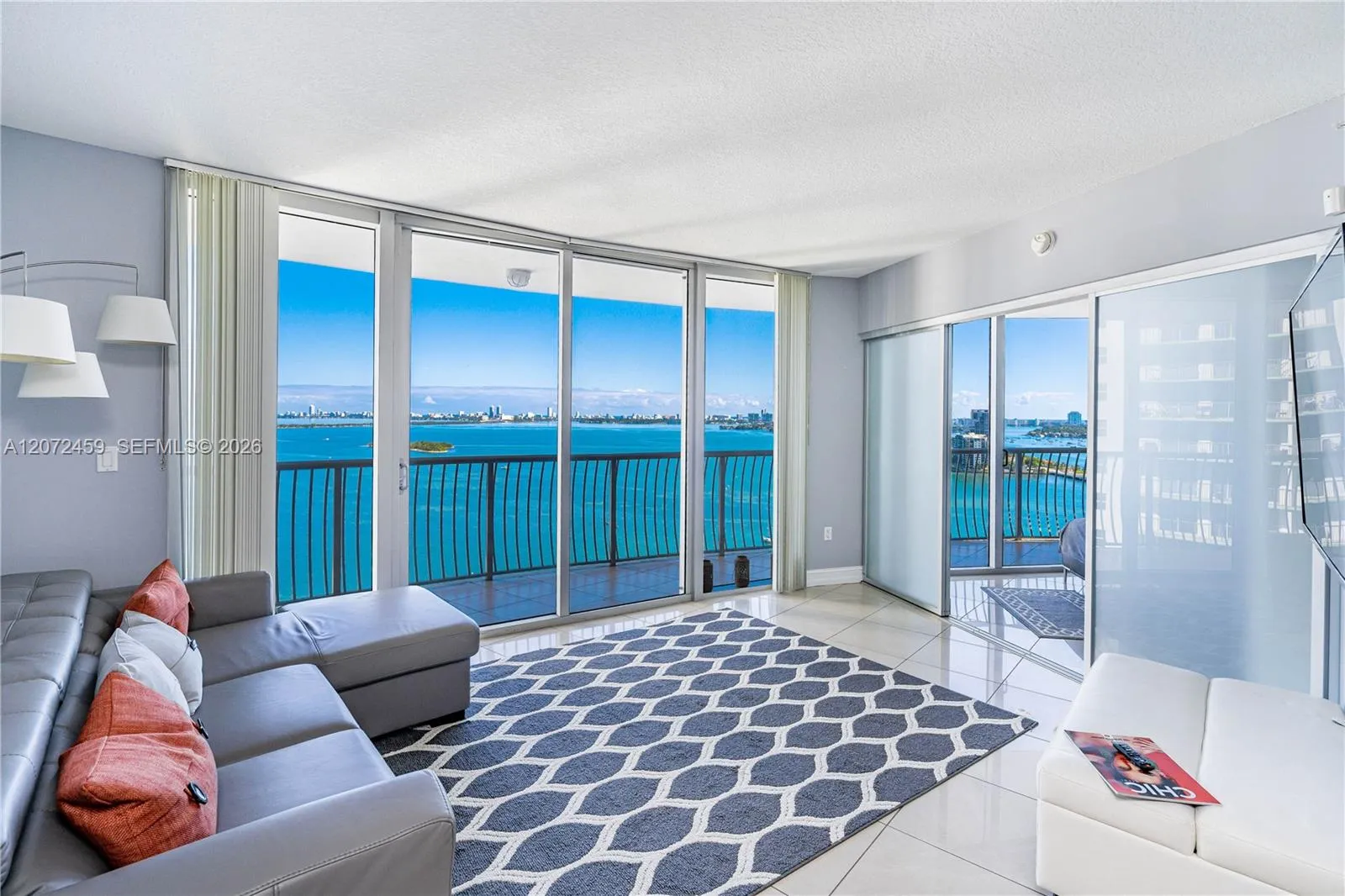 Foto de propiedad en 1750 N Bayshore Drive 2301, Miami, FL 33132 Miami con MLS# 