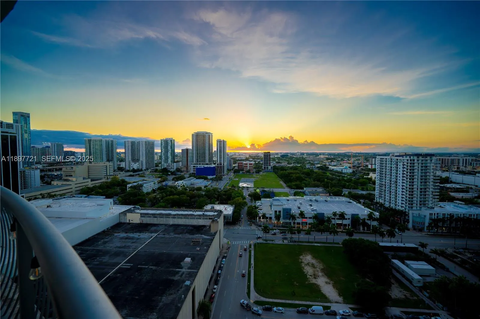Foto de propiedad en 1750 N Bayshore Drive 2615, Miami, FL 33132 Miami con MLS# 