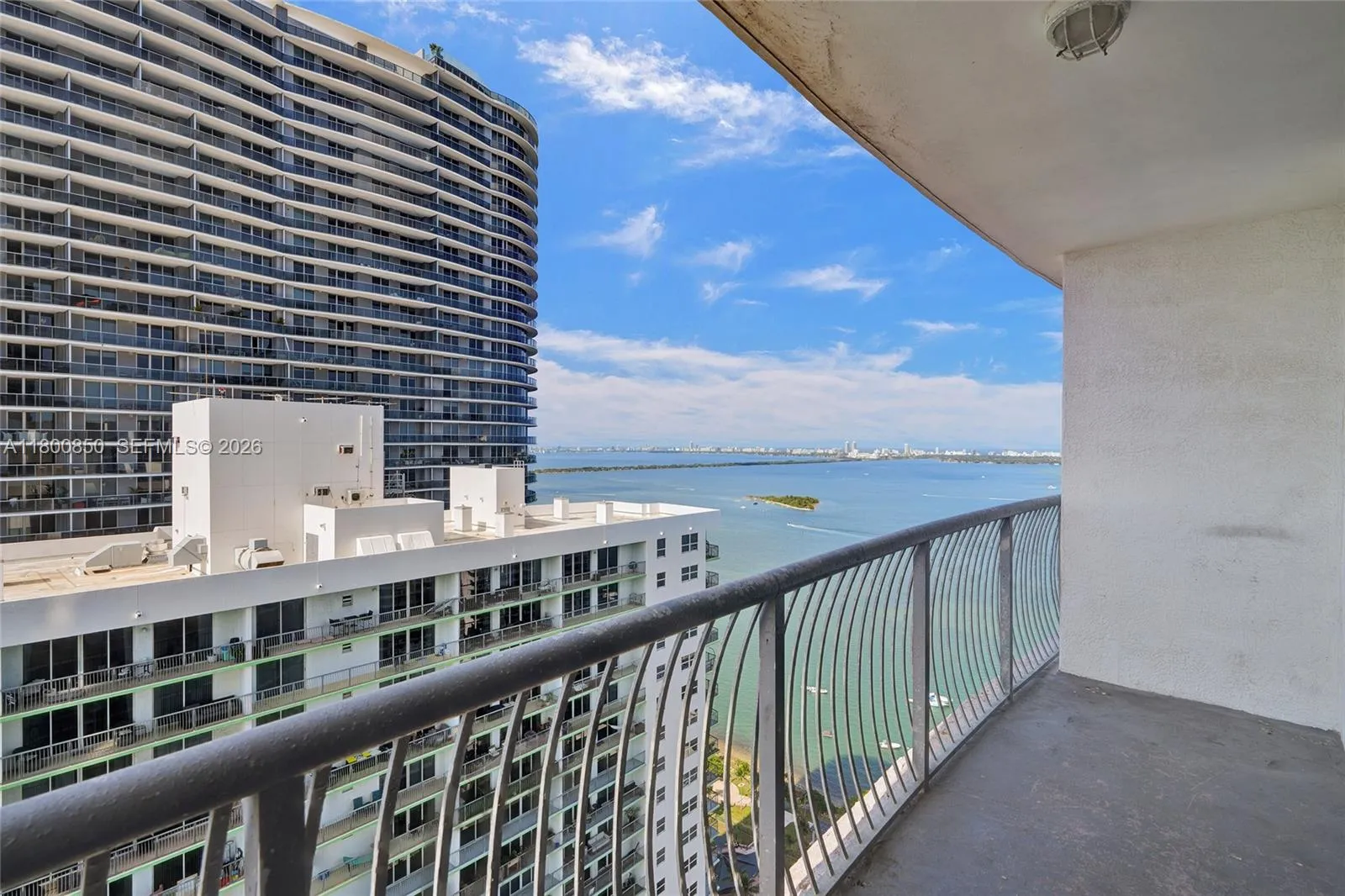 Foto de propiedad en 1750 N Bayshore Drive 4007, Miami, FL 33132 Miami con MLS# 
