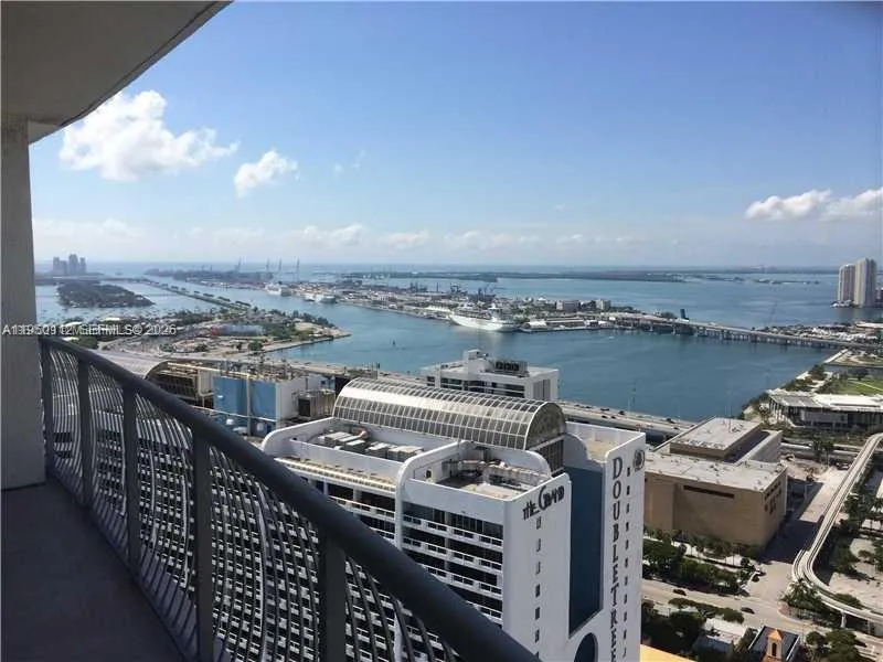 Foto de propiedad en 1750 N Bayshore Drive 4912, Miami, FL 33132 Miami con MLS# 