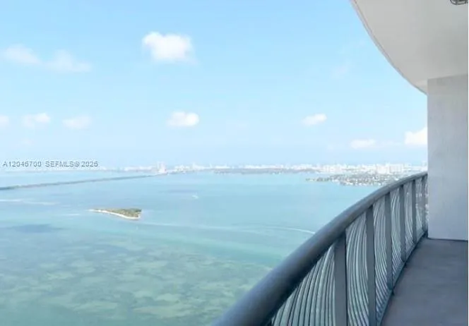 Vendido 1750 N Bayshore Drive 5105, Miami, FL 33132, Miami, FL 33132