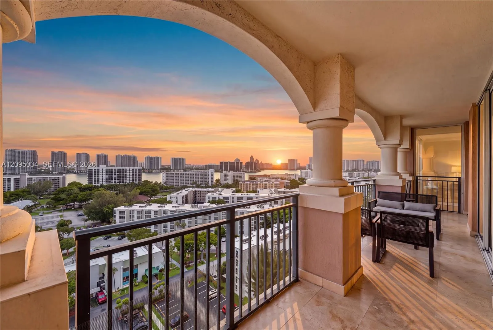 En Venta 17555 Atlantic Boulevard TS6, Sunny Isles Beach, FL 33160, Sunny Isles Beach, FL 33160