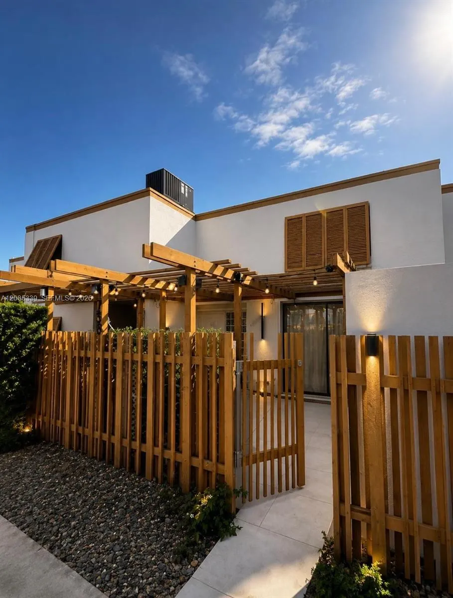 En Venta 1758 SW 131st Place Circle S, Miami, FL 33175, Miami, FL 33175