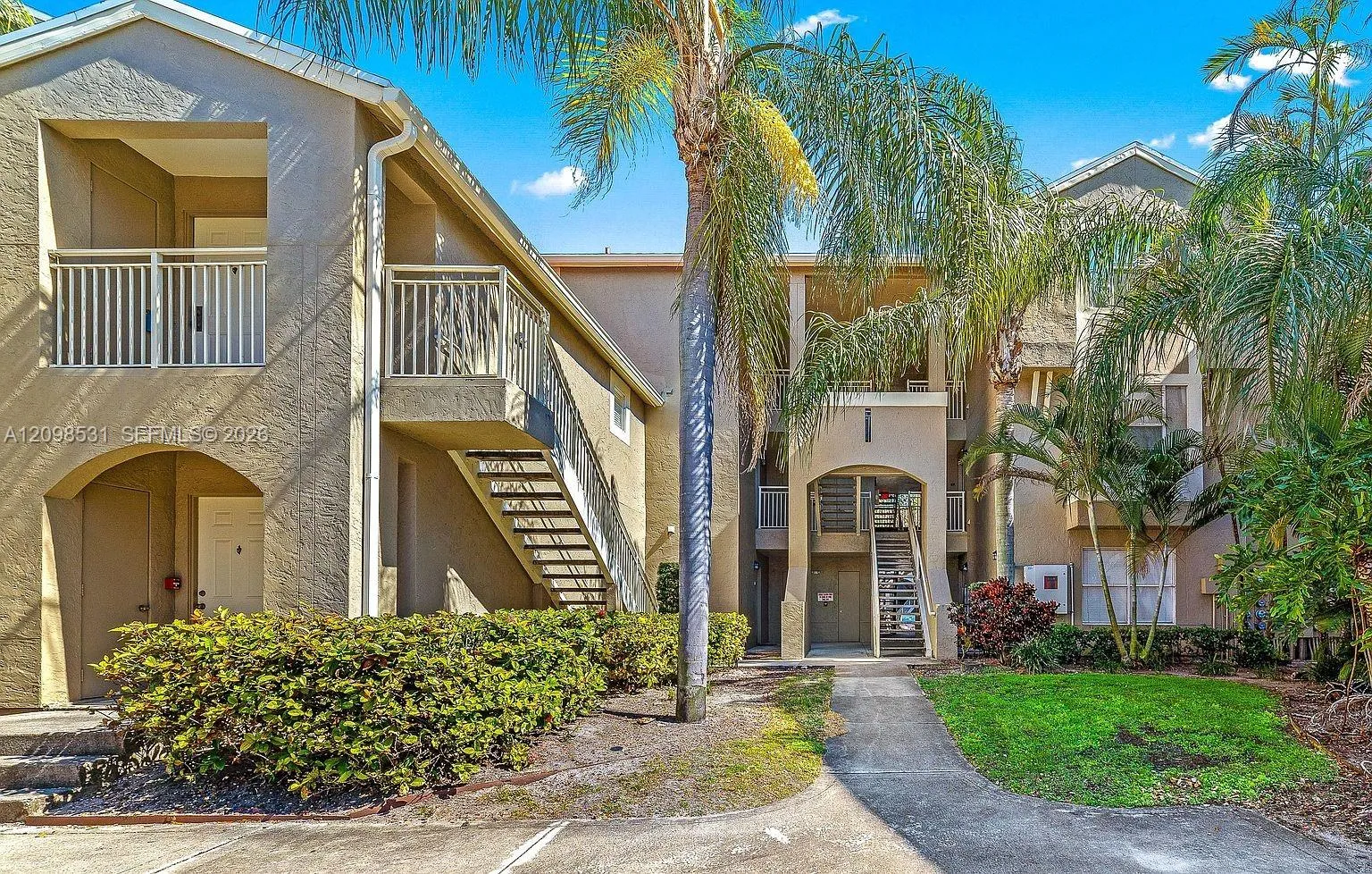 En Renta 1760 Palm Cove Boulevard 5-201, Delray Beach, FL 33445, Delray Beach, FL 33445
