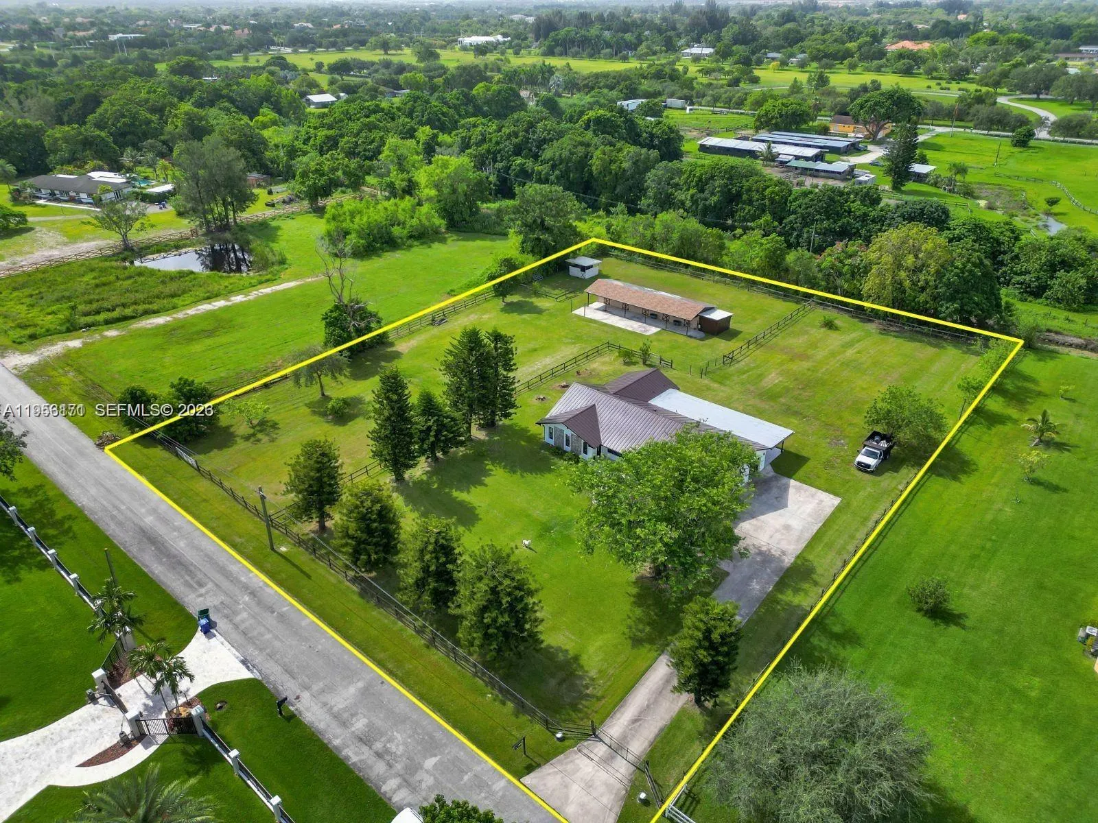 Vendido 17680 SW 54th Street, Southwest Ranches, FL 33331, Southwest Ranches, FL 33331