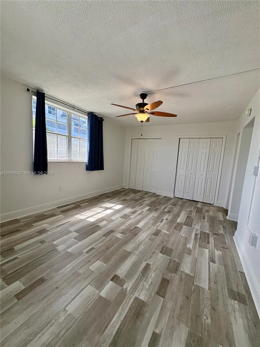 Foto de propiedad en 1770 79th St Causeway D315, North Bay Village, FL 33141 North Bay Village con MLS# 