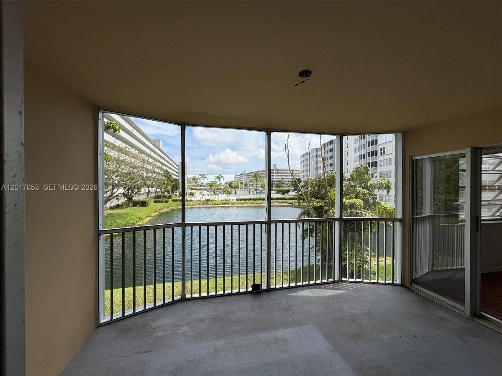 Vendido 1770 NE 191st Street 2031, Miami, FL 33179, Miami, FL 33179