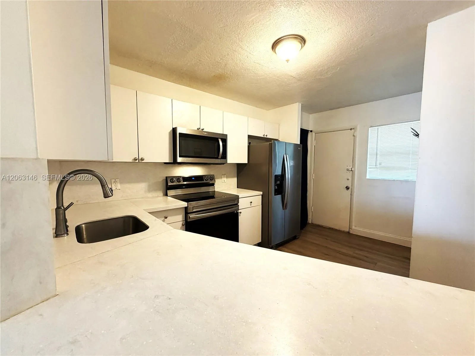 Foto de propiedad en 1770 NE 191st Street 204-1, Miami, FL 33179 Miami con MLS# 