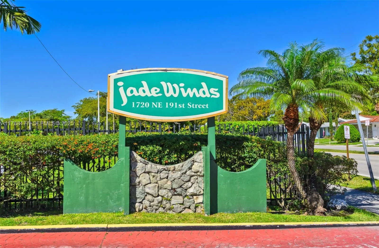 Foto de propiedad en 1770 NE 191st Street 508-1, Miami, FL 33179 Miami con MLS# 