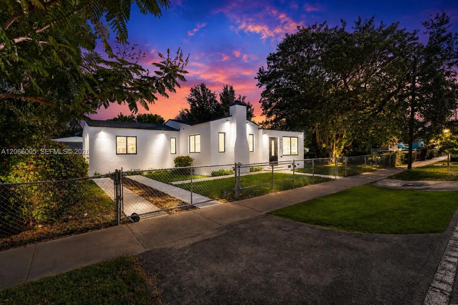 En Venta 1771 NW 48th Street, Miami, FL 33142, Miami, FL 33142