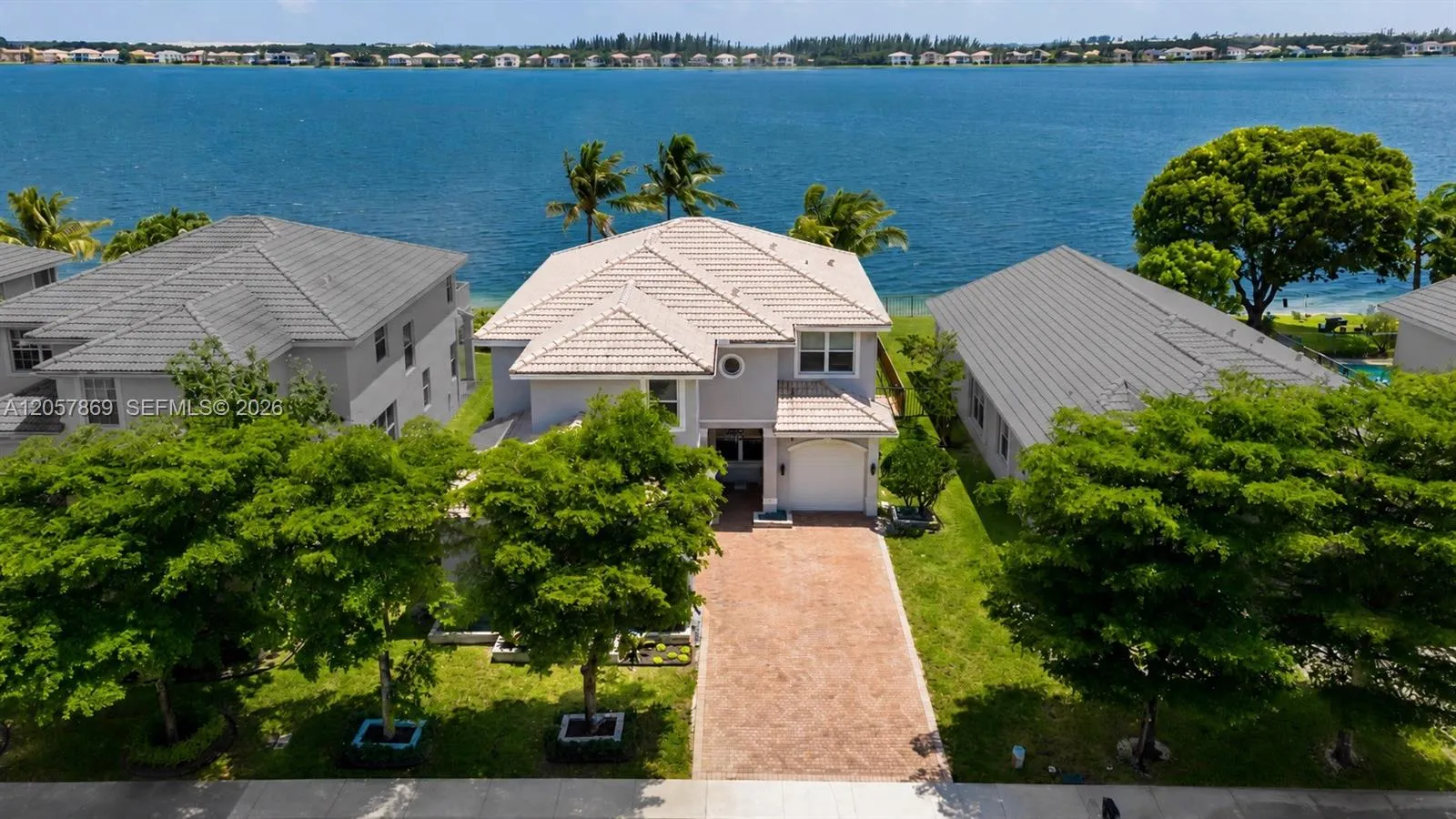 Foto de propiedad en 17774 SW 47th Street, Miramar, FL 33029 Miramar con MLS# 