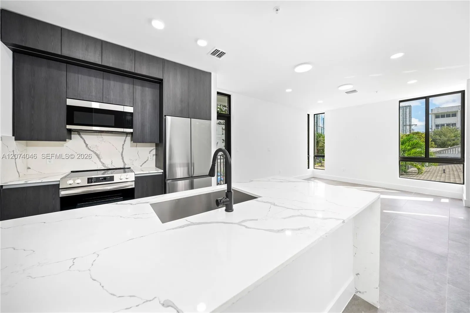 Foto de propiedad en 1780 NW 5th Street, Miami, FL 33136 Miami con MLS# 