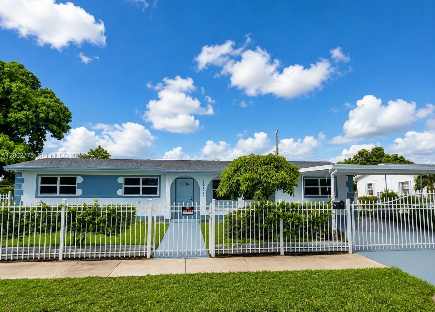 Foto de propiedad en 17800 NW 8th Avenue, Miami Gardens, FL 33169 Miami Gardens con MLS# 