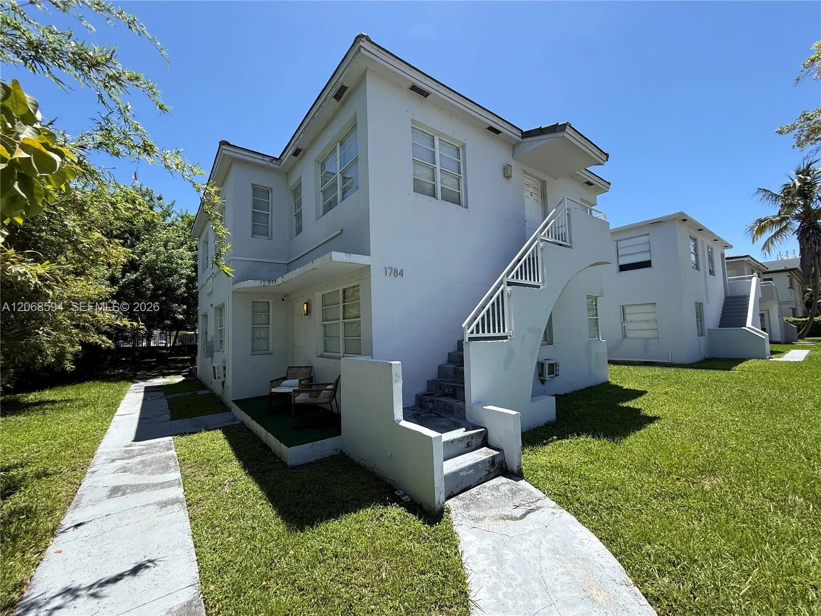 Foto de propiedad en 1784 Normandy Drive, Miami Beach, FL 33141 Miami Beach con MLS# 