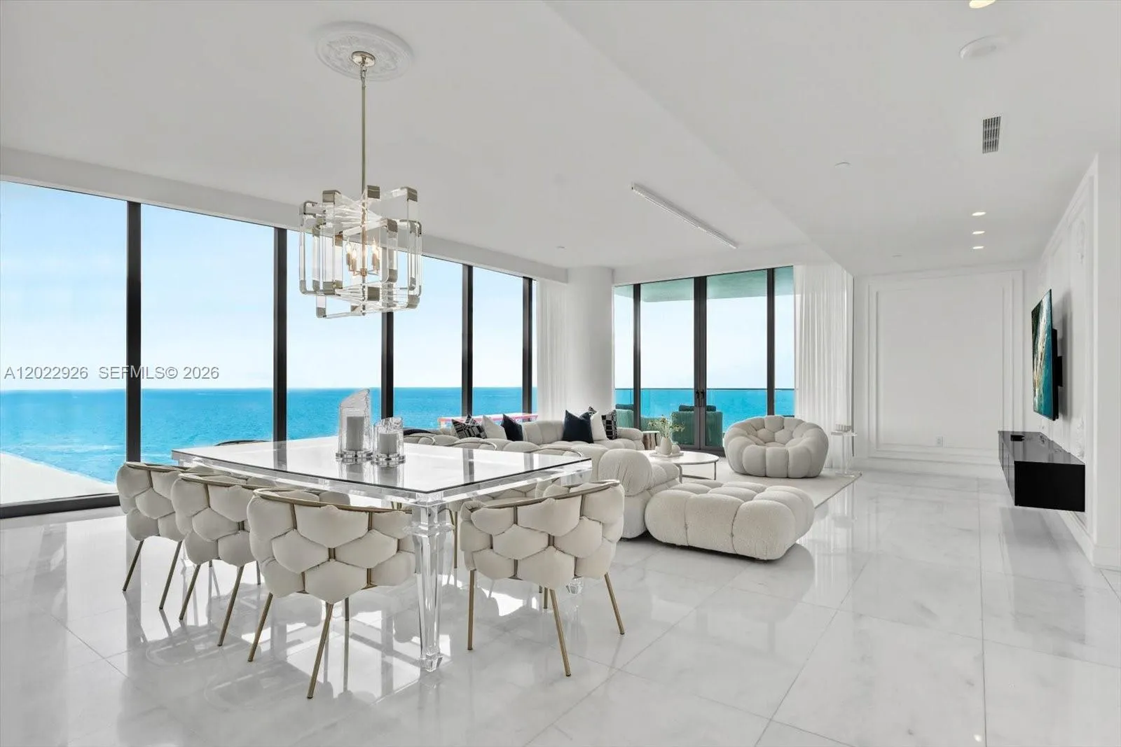 Foto de propiedad en 17901 Collins Avenue 1801, Sunny Isles Beach, FL 33160 Sunny Isles Beach con MLS# 