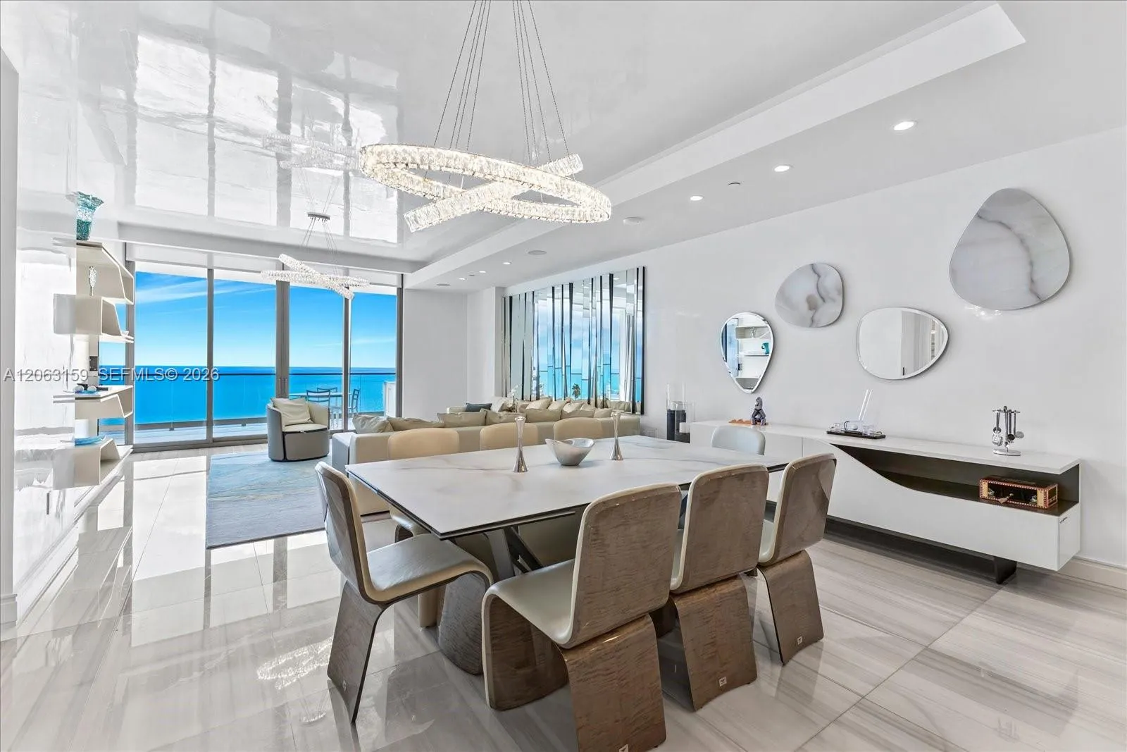 Foto de propiedad en 17901 Collins Avenue 2802, Sunny Isles Beach, FL 33160 Sunny Isles Beach con MLS# 