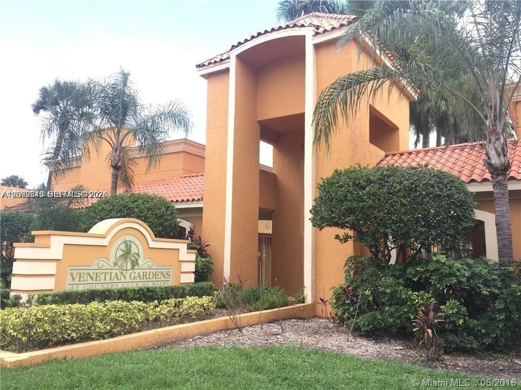 En Renta 17901 NW 68th Avenue Q202, Hialeah, FL 33015, Hialeah, FL 33015
