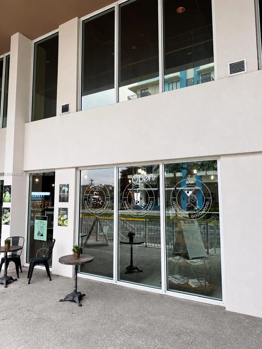En Venta 180 E Dania Beach Boulevard, Dania Beach, FL 33004, Dania Beach, FL 33004