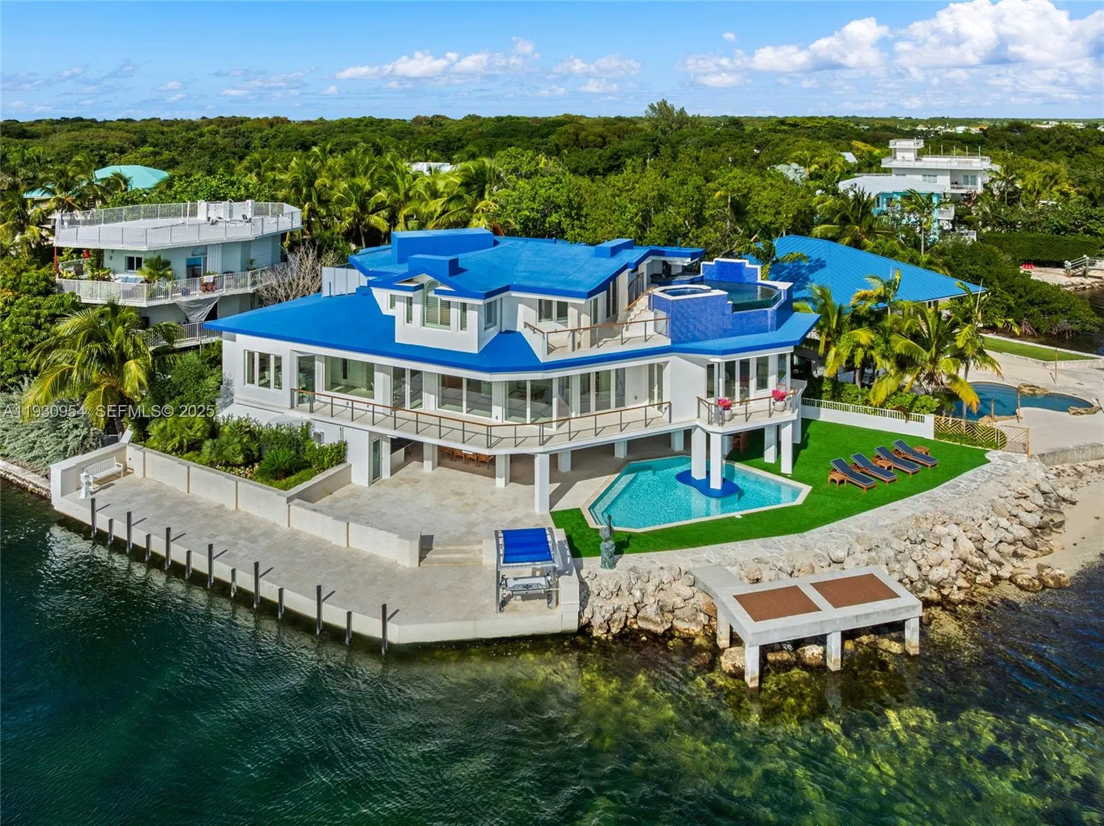 Foto de propiedad en 180 Pompano Drive, Key Largo, FL 33037 Key Largo con MLS# 
