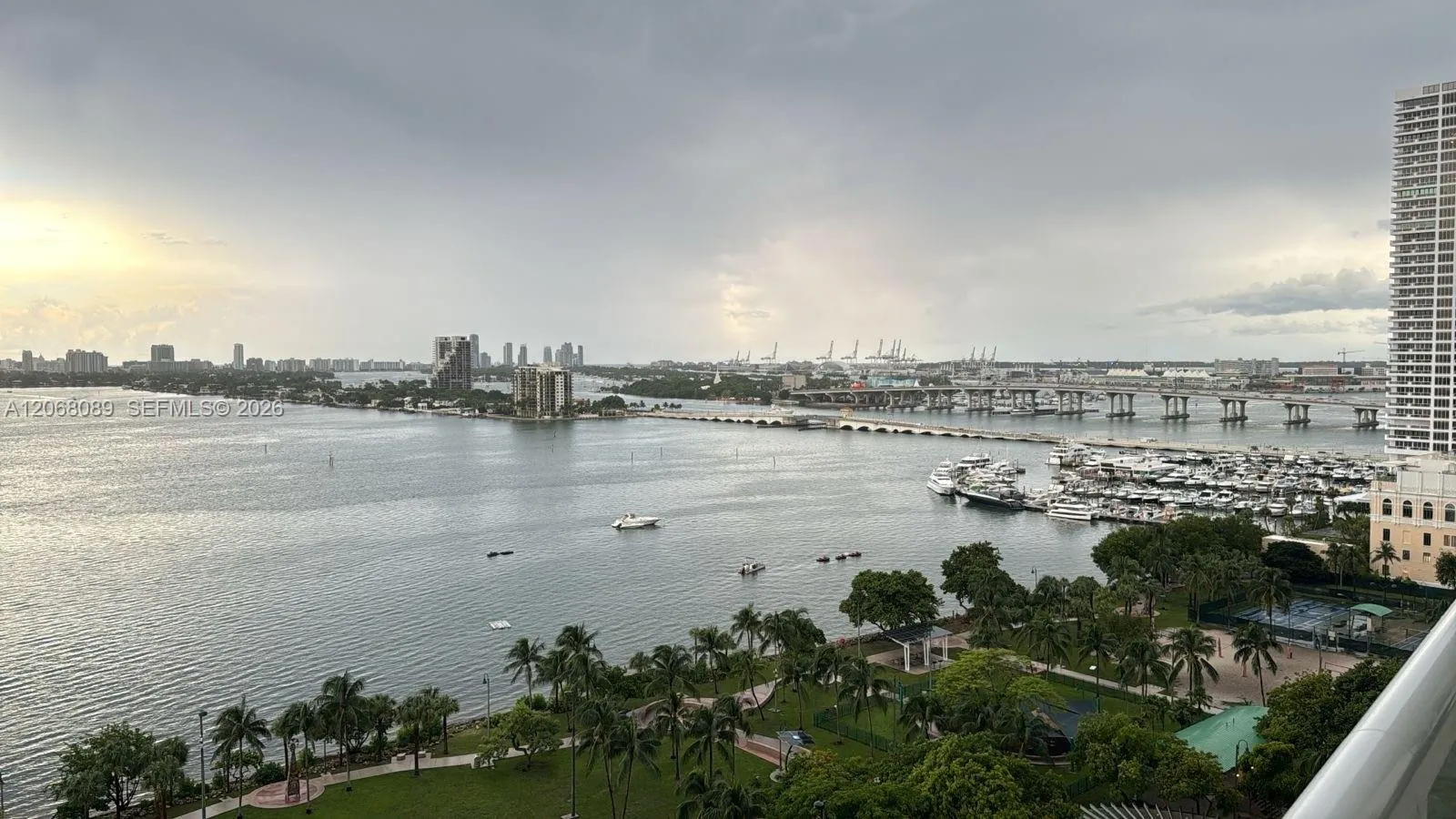 En Renta 1800 N Bayshore Drive 1609, Miami, FL 33132, Miami, FL 33132