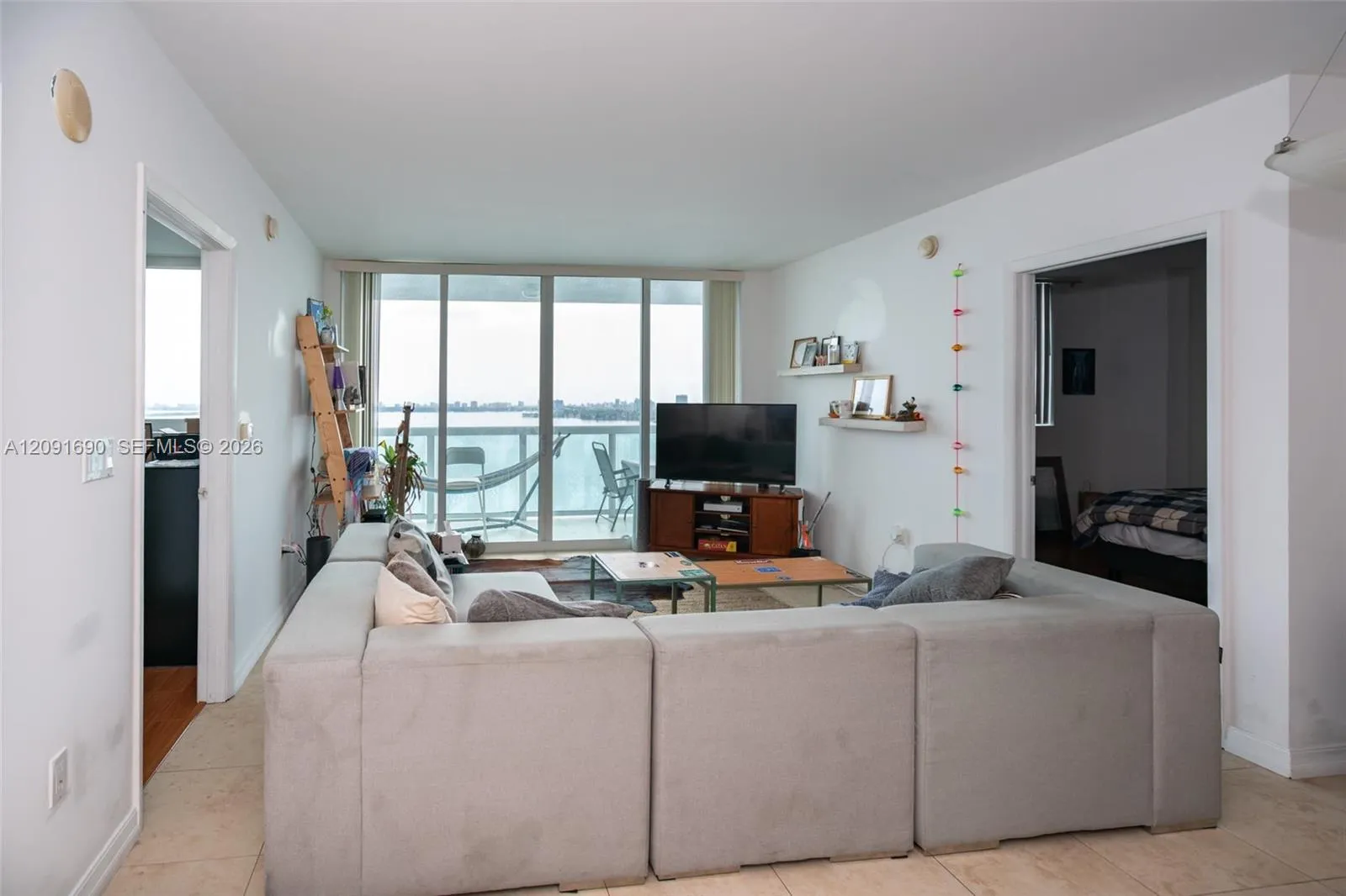 En Renta 1800 N Bayshore Drive 2103, Miami, FL 33132, Miami, FL 33132