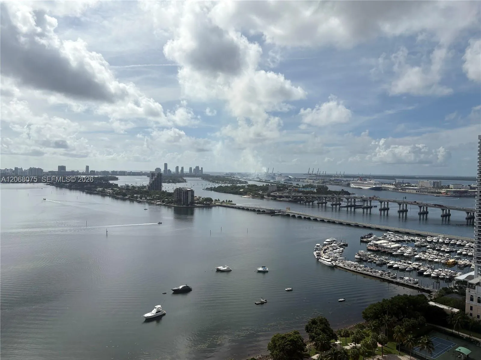 En Venta 1800 N Bayshore Drive 3007, Miami, FL 33132, Miami, FL 33132