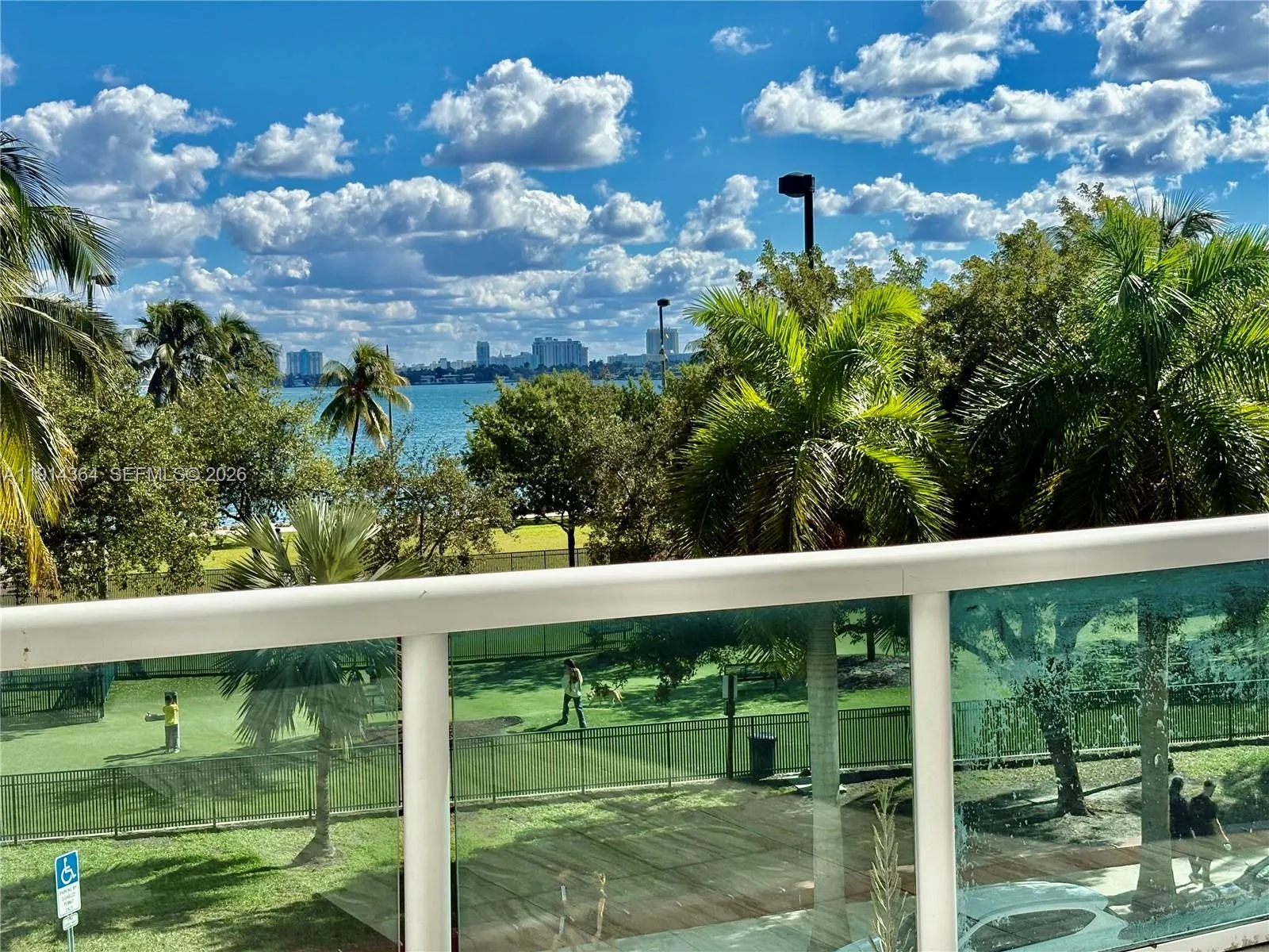 Foto de propiedad en 1800 N Bayshore Drive 306, Miami, FL 33132 Miami con MLS# 