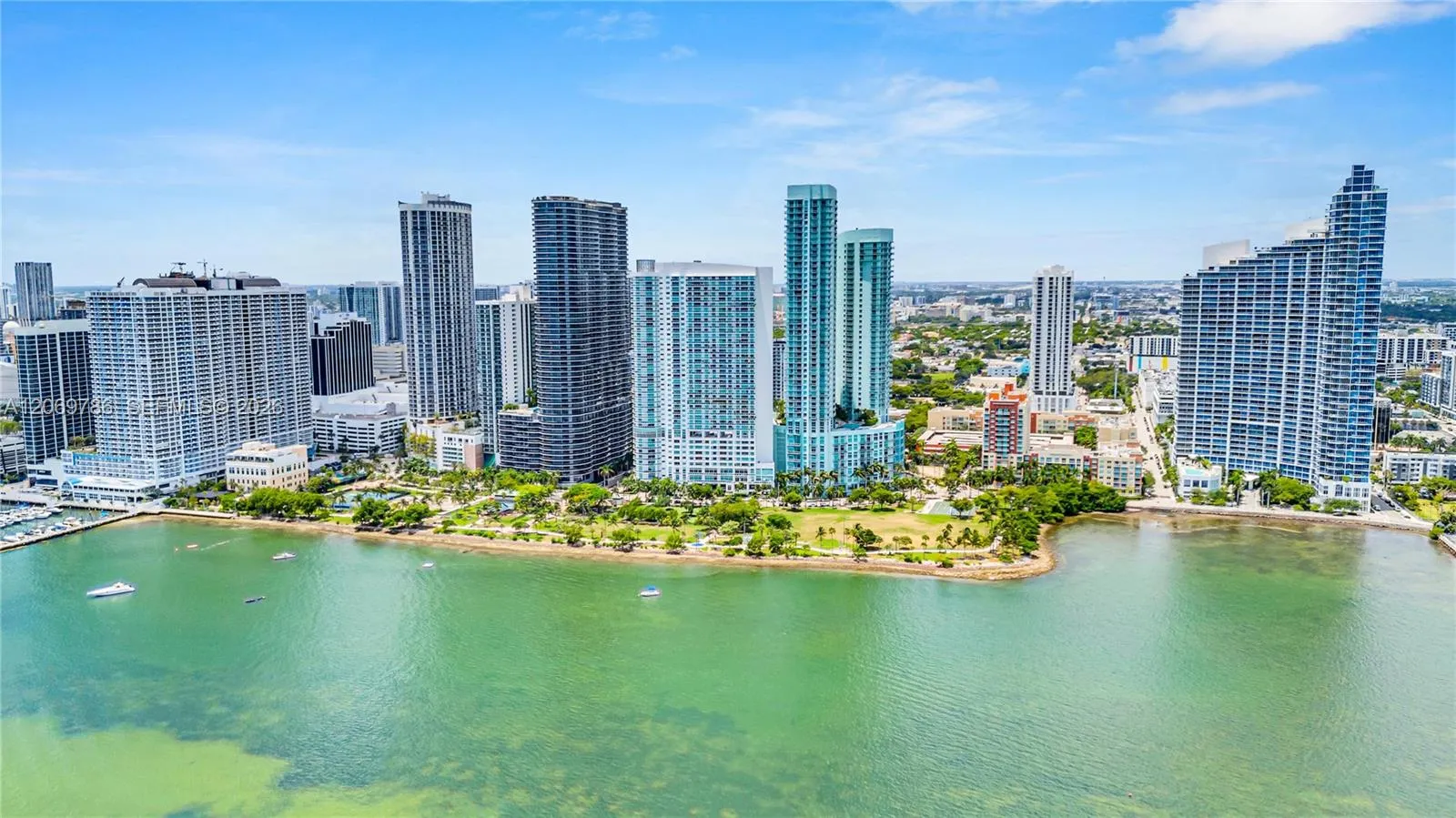 Foto de propiedad en 1800 N Bayshore Drive 809, Miami, FL 33132 Miami con MLS# 