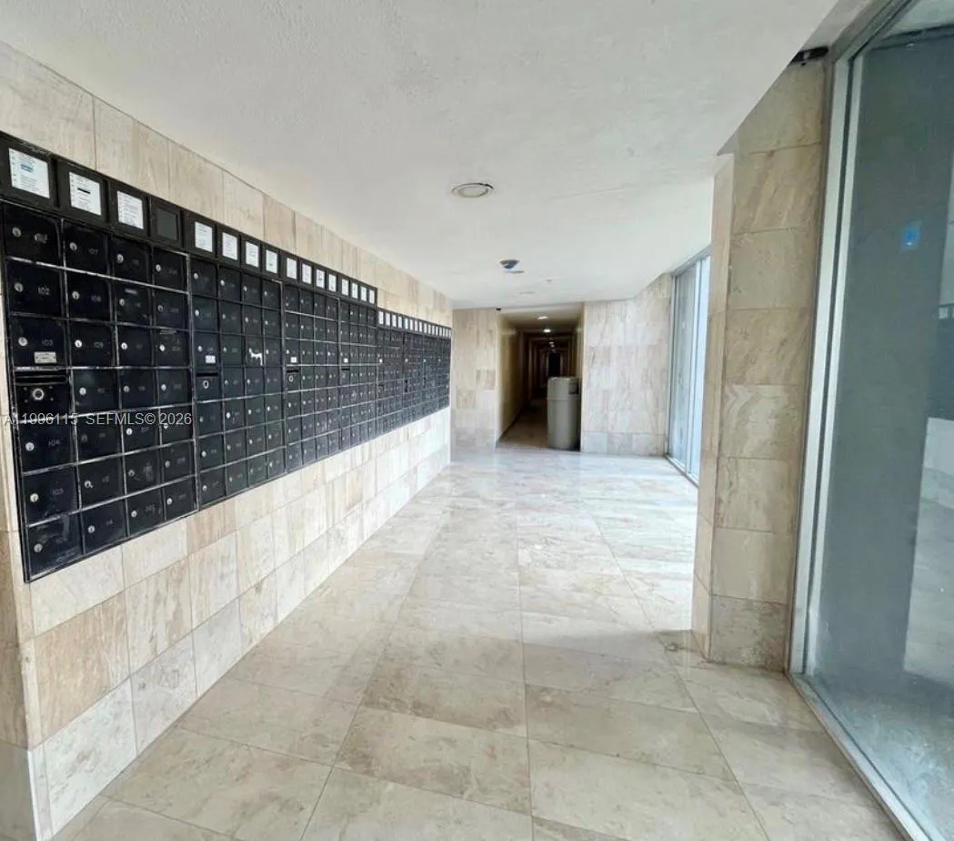 Foto de propiedad en 1800 NW 24th Avenue 415, Miami, FL 33125 Miami con MLS# 