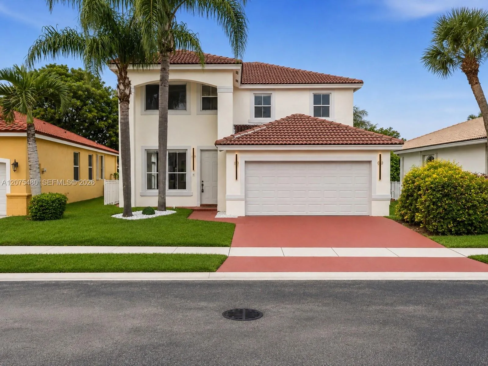 Foto de propiedad en 1800 NW 78th Avenue, Pembroke Pines, FL 33024 Pembroke Pines con MLS# 