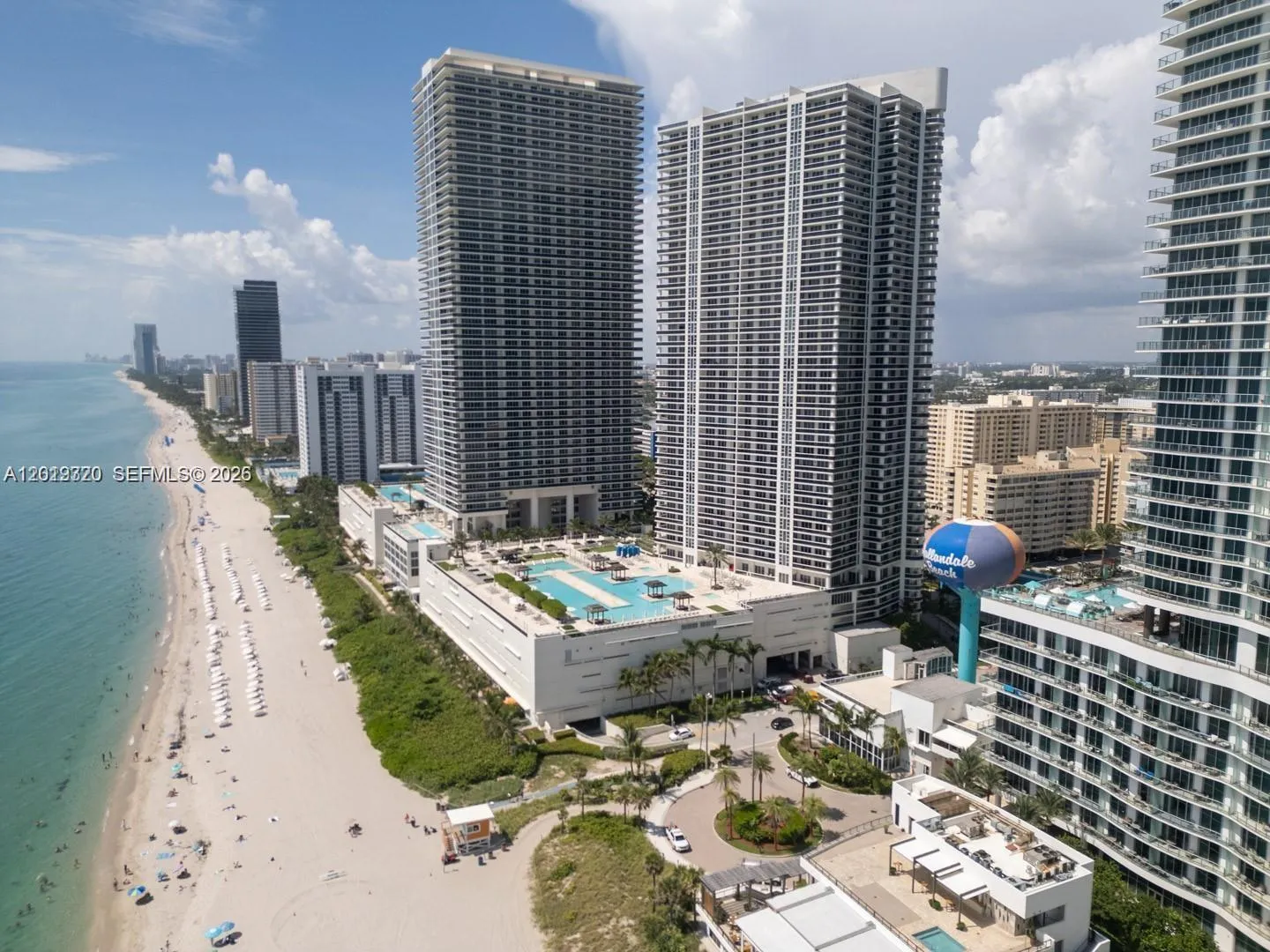 Foto de propiedad en 1800 S Ocean Drive 3002, Hallandale Beach, FL 33009 Hallandale Beach con MLS# 