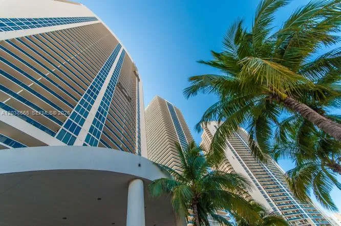 Alquilada 1800 S Ocean Drive 3103, Hallandale Beach, FL 33009, Hallandale Beach, FL 33009