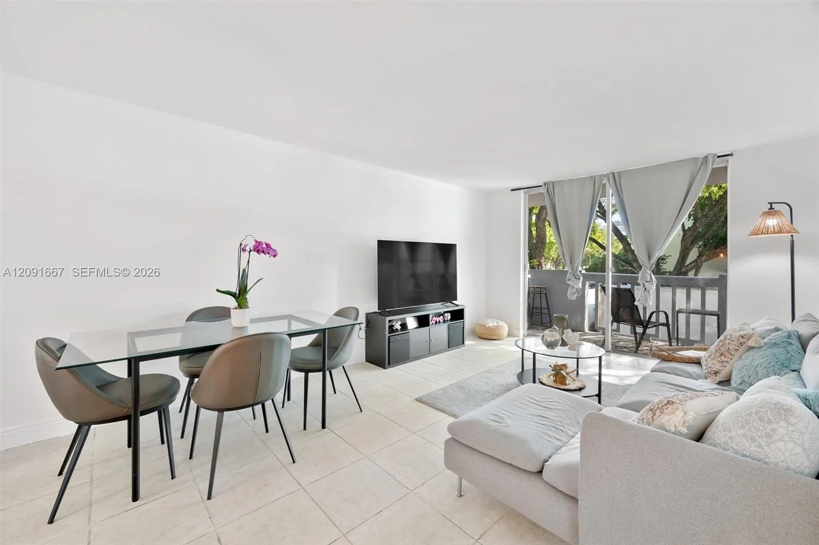 En Venta 1800 Sans Souci Boulevard 201, North Miami, FL 33181, North Miami, FL 33181