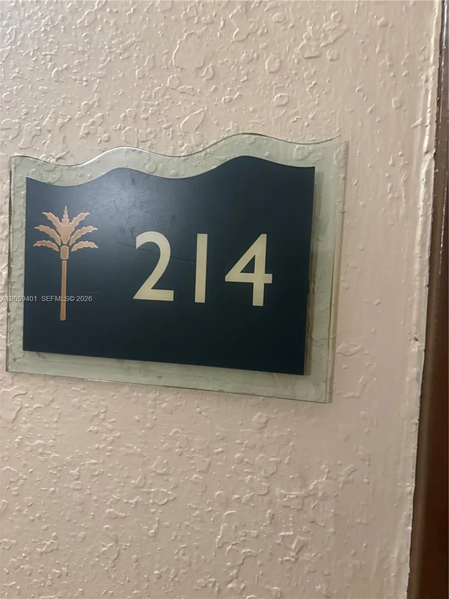 En Renta 1800 Sans Souci Boulevard 214, North Miami, FL 33181, North Miami, FL 33181