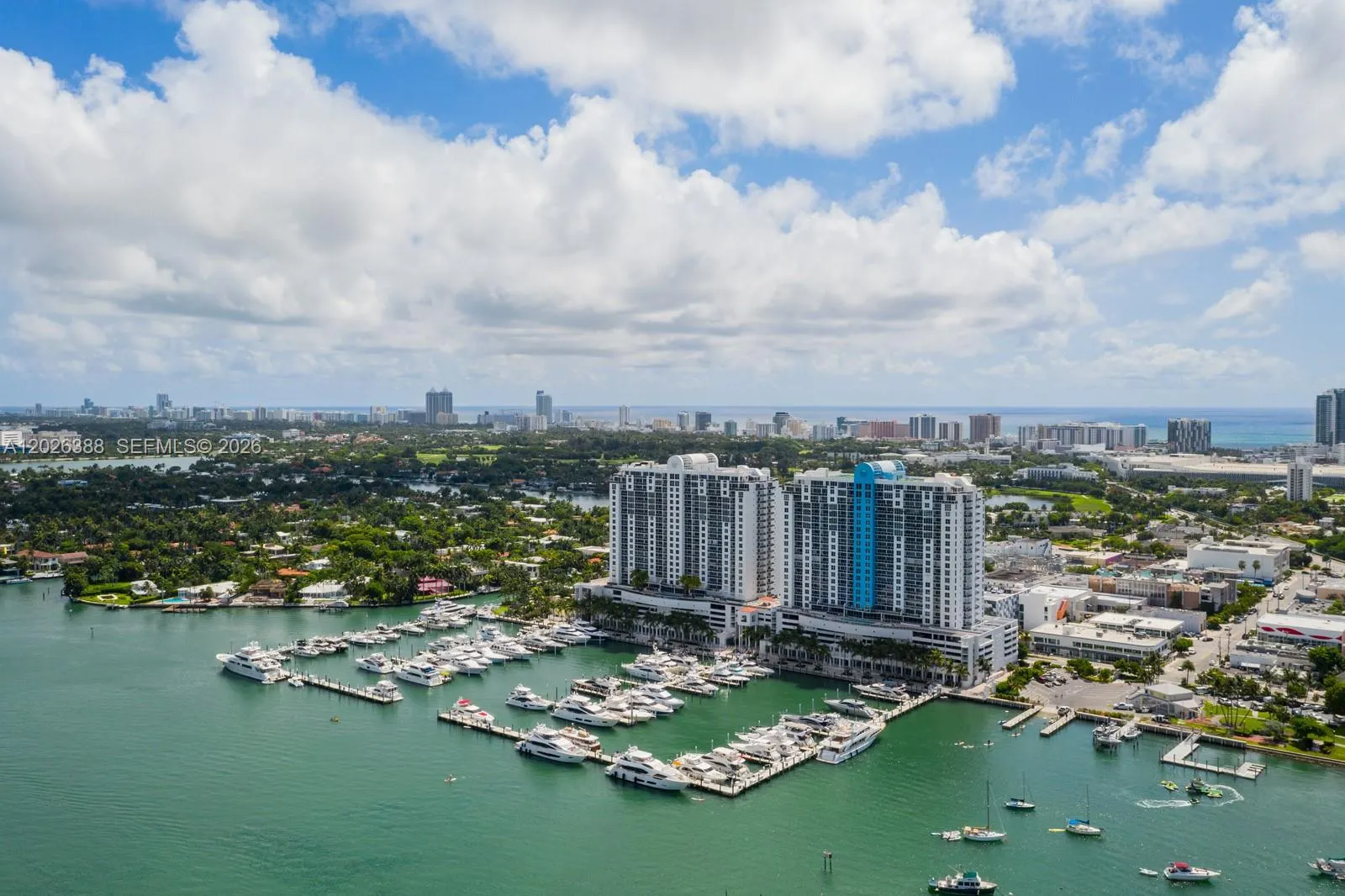 Foto de propiedad en 1800 Sunset Harbour 1612, Miami Beach, FL 33139 Miami Beach con MLS# 