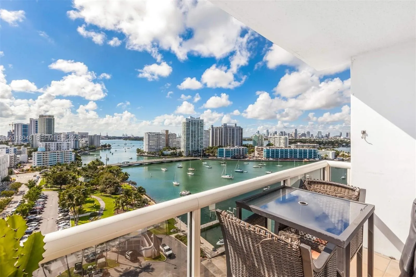 Foto de propiedad en 1800 Sunset Harbour Drive 1601, Miami Beach, FL 33139 Miami Beach con MLS# 