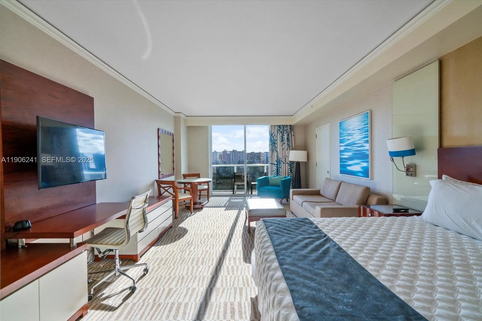 Foto de propiedad en 18001 Collins Avenue 1117, Sunny Isles Beach, FL 33160 Sunny Isles Beach con MLS# 