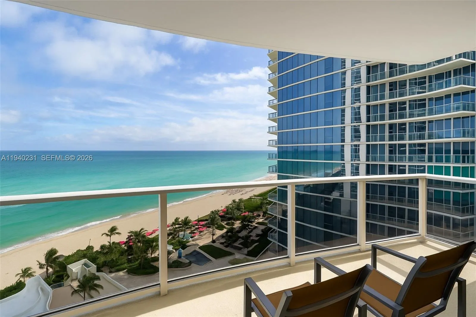 Foto de propiedad en 18001 Collins Avenue 1210, Sunny Isles Beach, FL 33160 Sunny Isles Beach con MLS# 