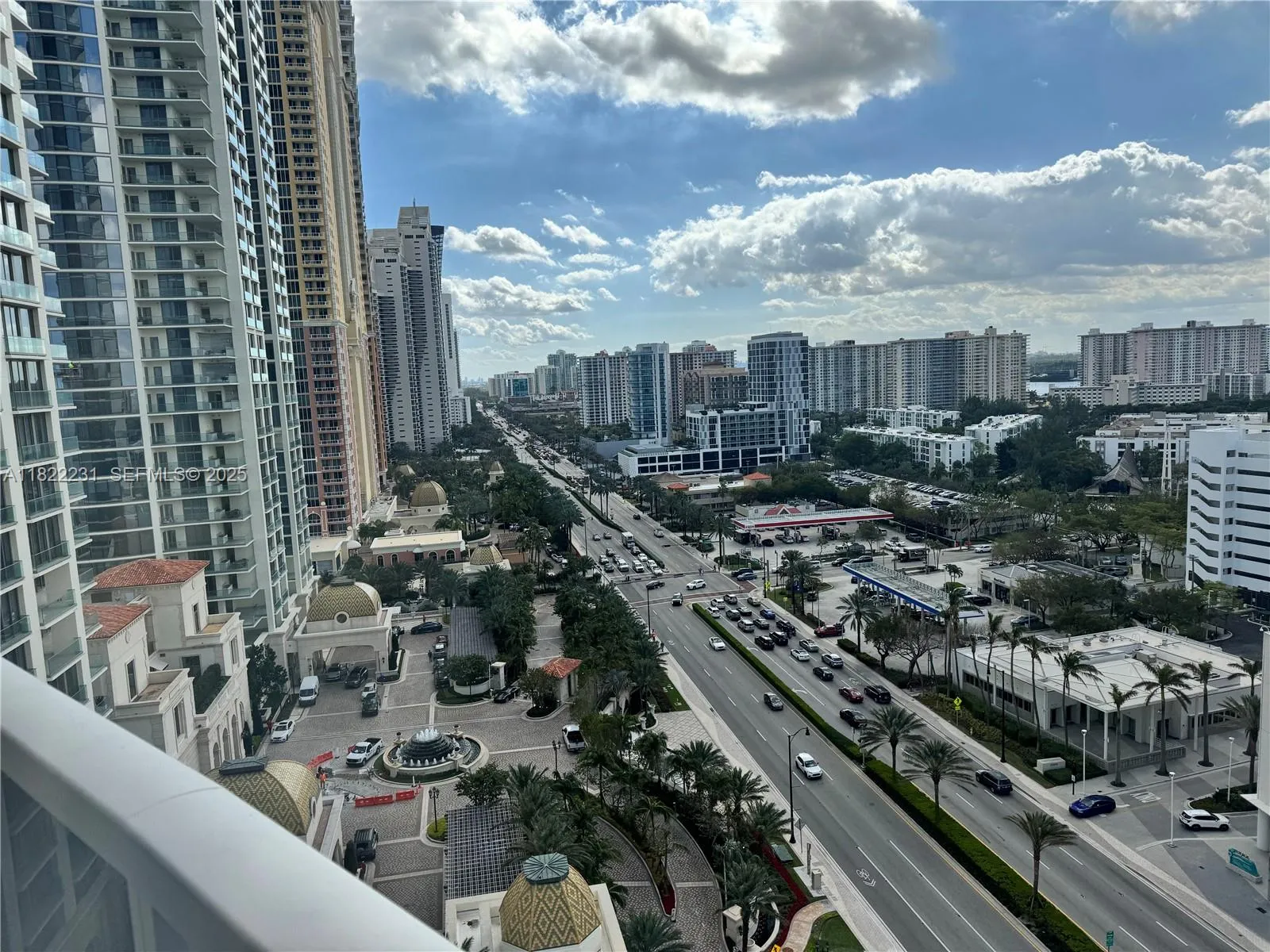 Foto de propiedad en 18001 Collins Avenue 918, Sunny Isles Beach, FL 33160 Sunny Isles Beach con MLS# 