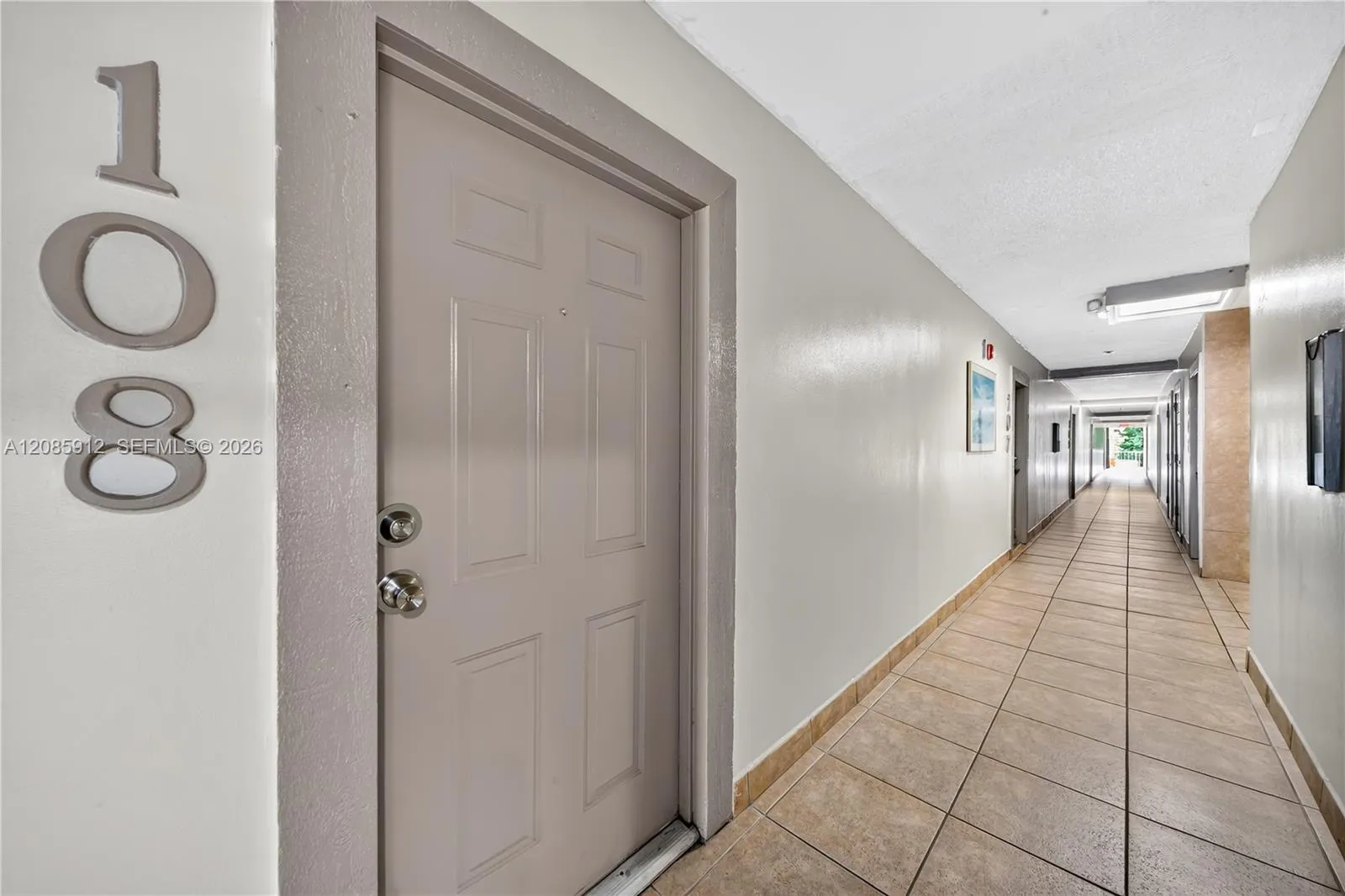 En Venta 1801 NE 140th Street 108, North Miami, FL 33181, North Miami, FL 33181