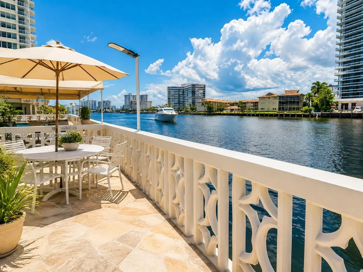 Foto de propiedad en 1801 S Ocean Drive 340, Hallandale Beach, FL 33009 Hallandale Beach con MLS# 