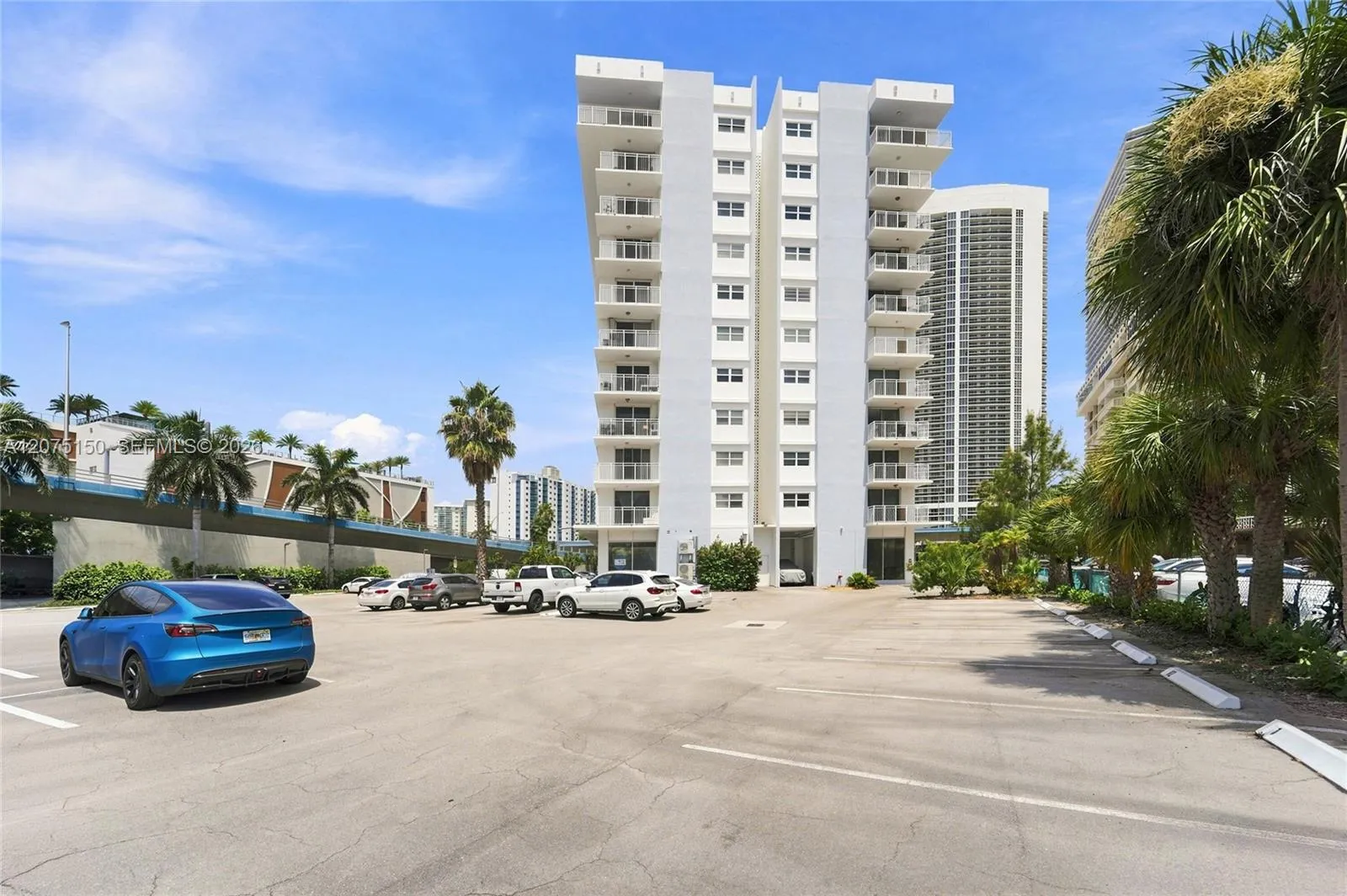 Foto de propiedad en 1801 S Ocean Drive 640, Hallandale Beach, FL 33009 Hallandale Beach con MLS# 